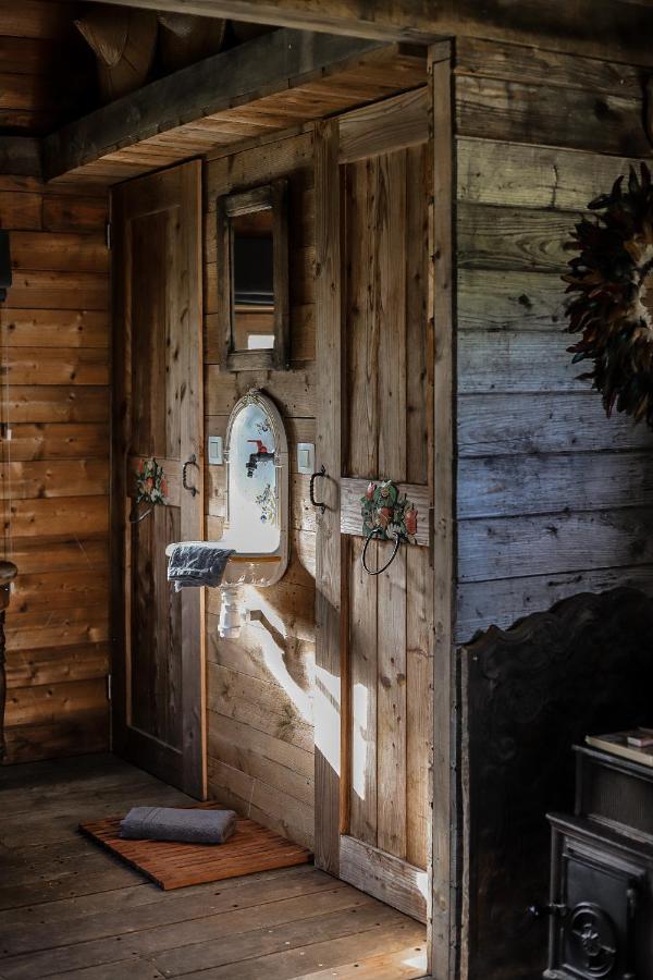 Cabane De L'R-Mitage Modave Eksteriør bilde